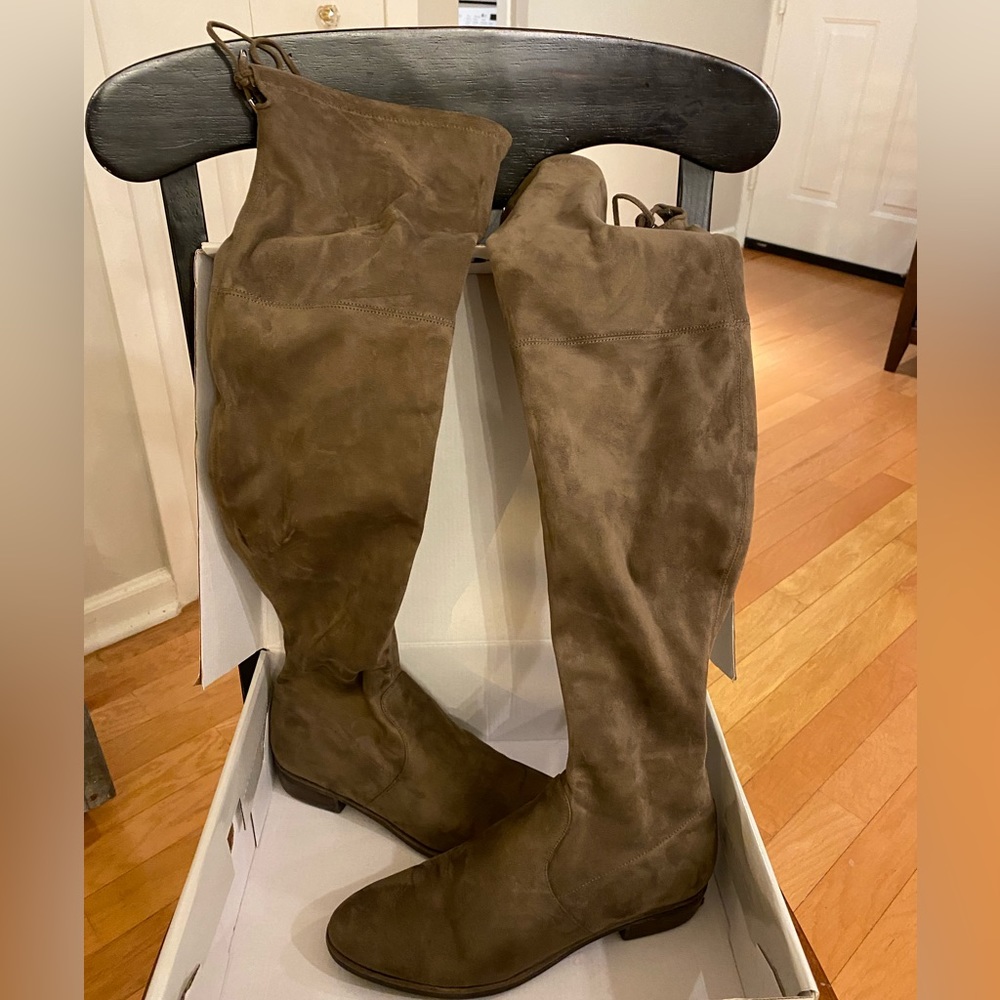 Marc Fisher Renn Over the Knee Boot in Taupe. Size 8.5
